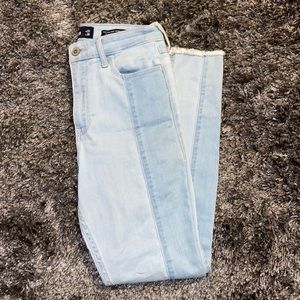 Hollister Skinny jeans